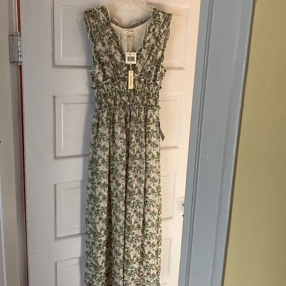 Max Studio CRMANME floral print maxi dress w smocked waist, fully lined, szS - Picture 6 of 15
